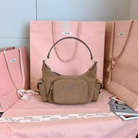 Picture of Miu Miu Handbags _SKUfw226715934fw